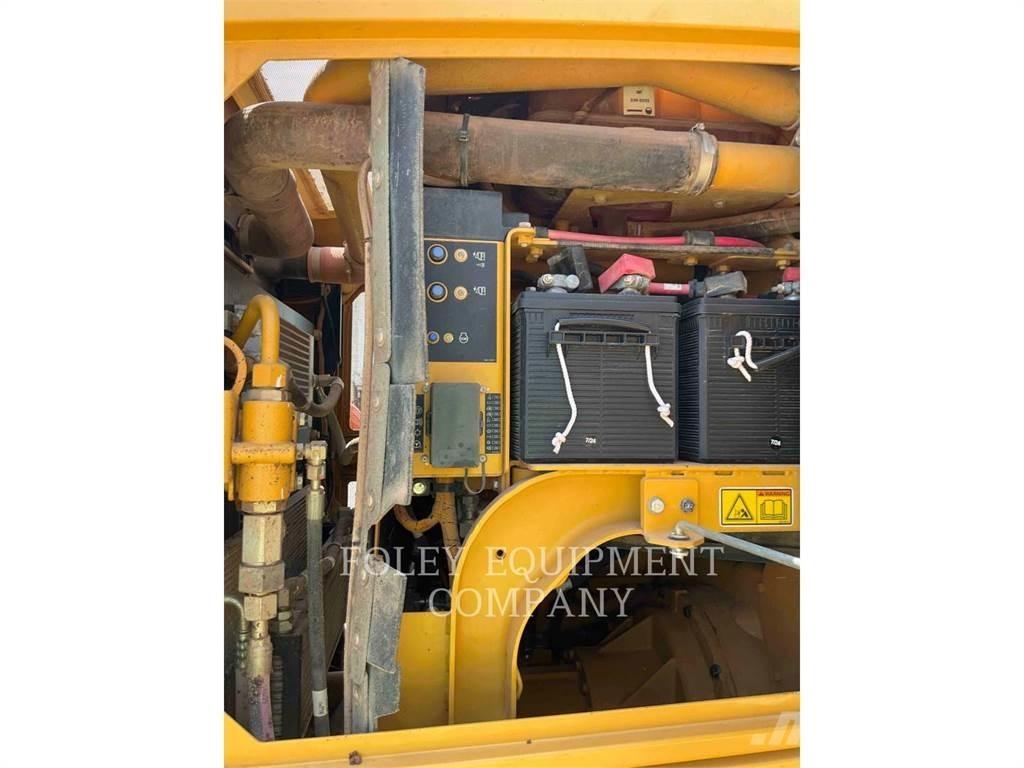 CAT 12M2 Грейдеры