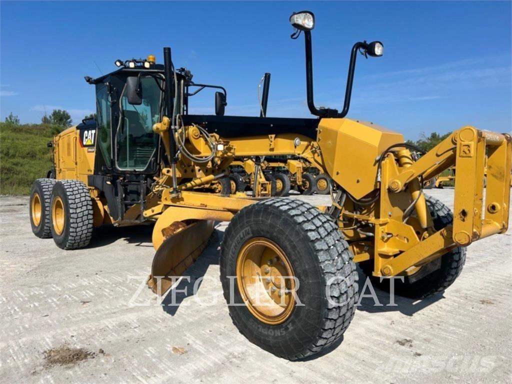 CAT 12M2 Грейдеры