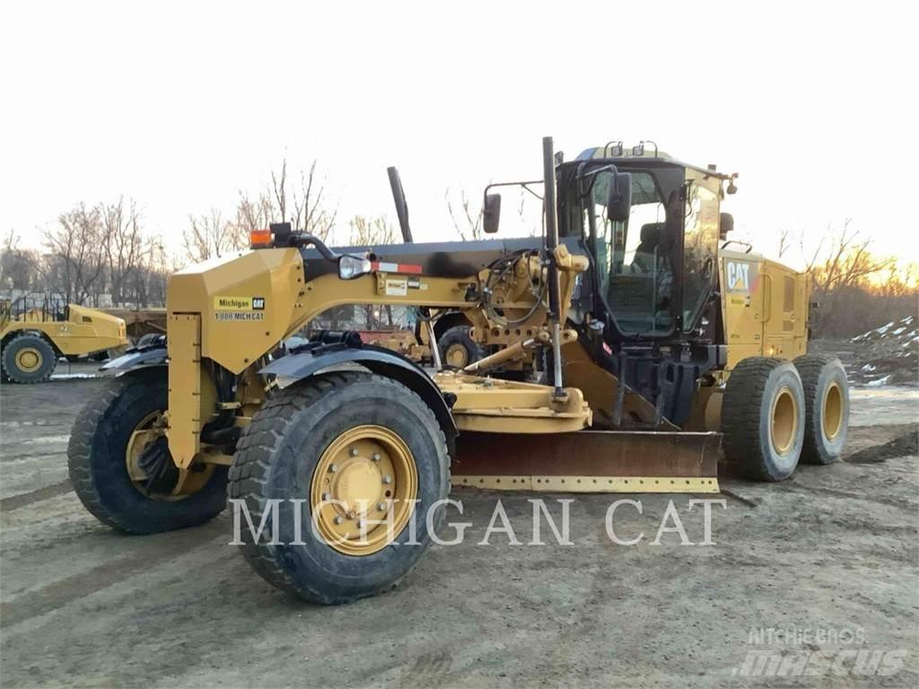 CAT 12M2 AWD Грейдеры