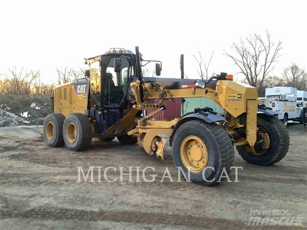CAT 12M2 AWD Грейдеры
