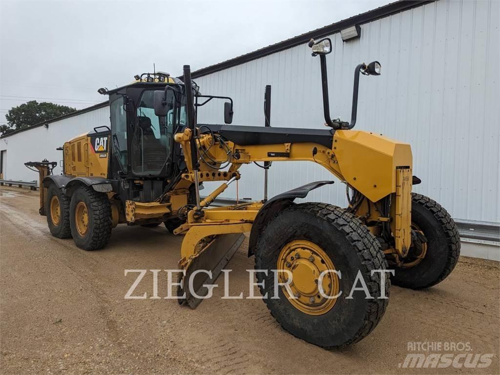 CAT 12M2AWD Грейдеры