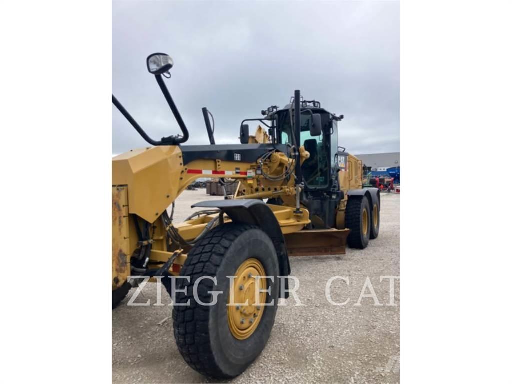 CAT 12M2AWD Грейдеры