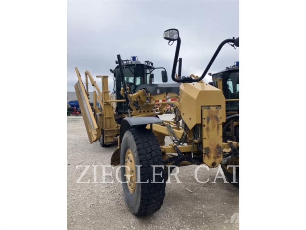 CAT 12M2AWD Грейдеры