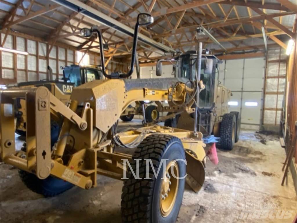 CAT 12M3 Грейдеры