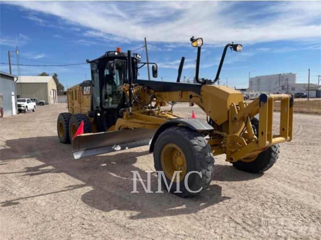 CAT 12M3 Грейдеры