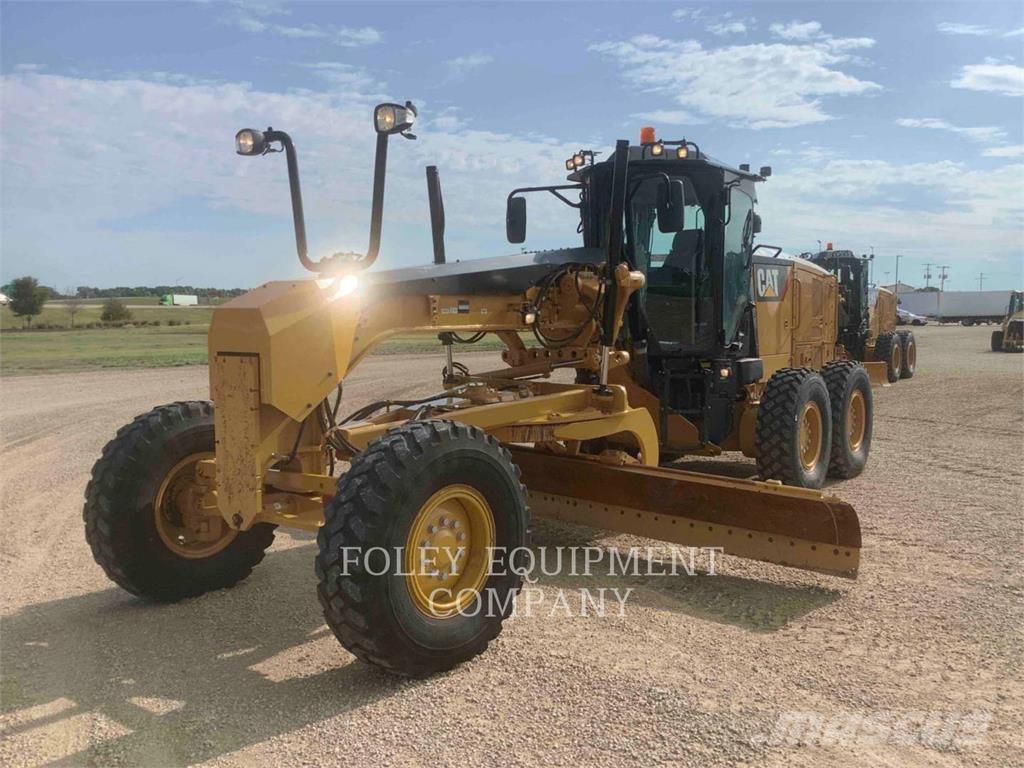 CAT 12M3 Грейдеры