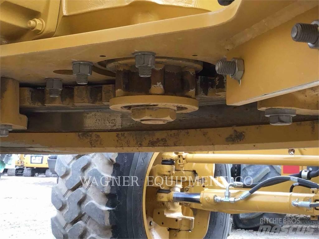 CAT 12M3 Грейдеры
