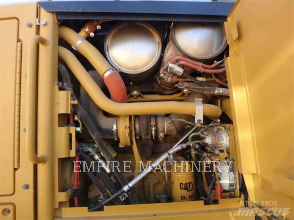 CAT 12M3 AWD Грейдеры