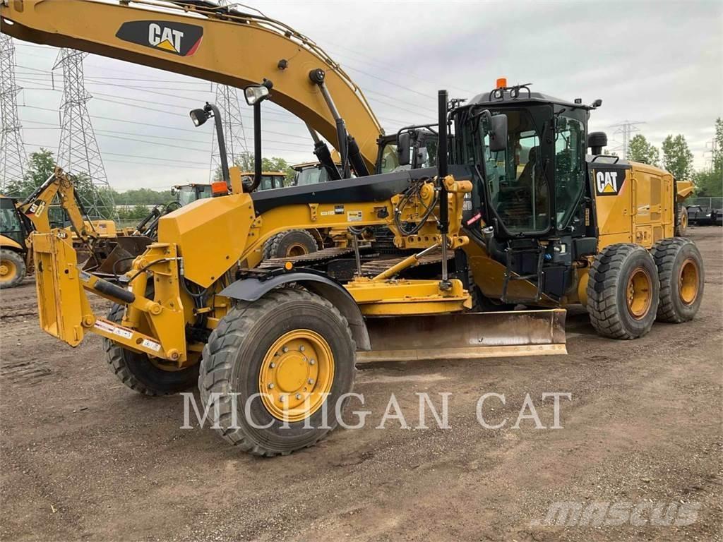 CAT 12M3 AWD Грейдеры