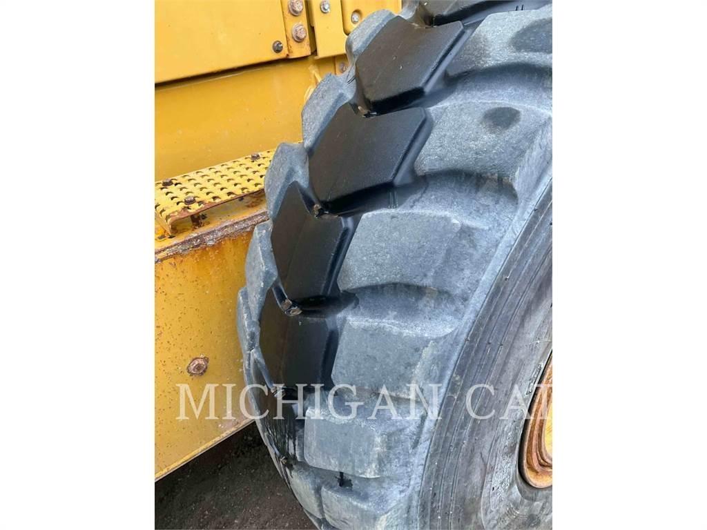 CAT 12M3 AWD Грейдеры