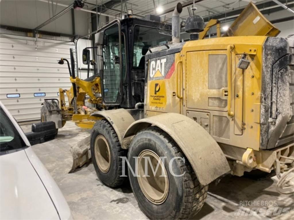 CAT 12M3AWD Грейдеры