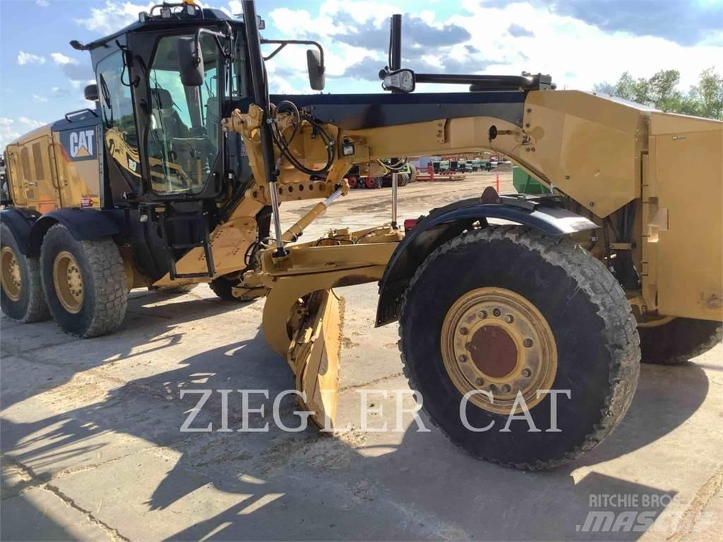 CAT 12M3AWD Грейдеры