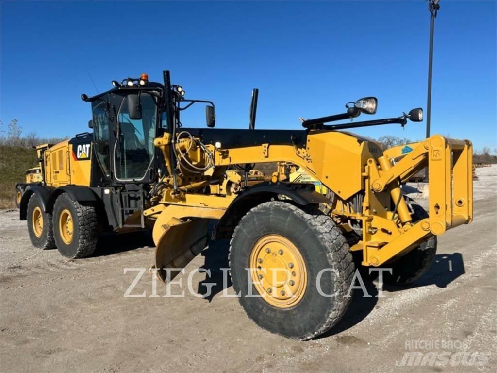 CAT 12M3AWD Грейдеры