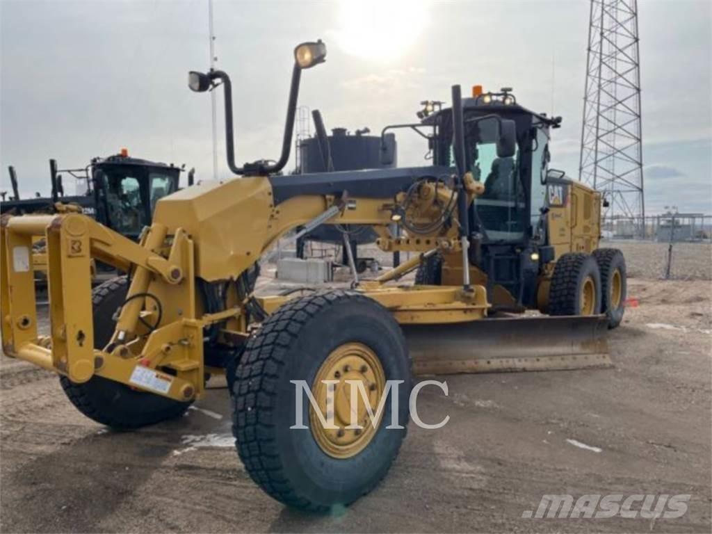 CAT 12M3AWD Грейдеры