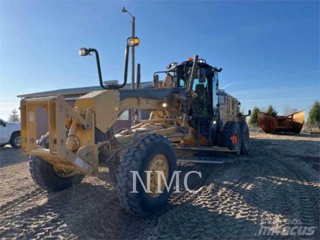 CAT 12M3AWD Грейдеры