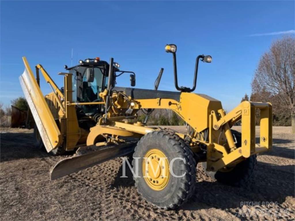 CAT 12M3AWD Грейдеры