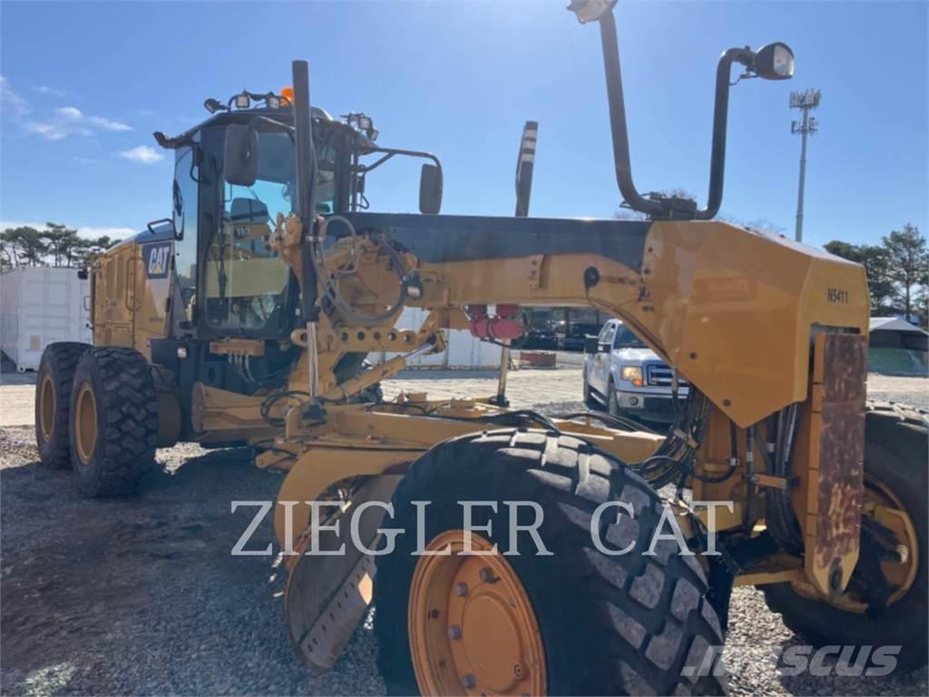 CAT 12M3AWD Грейдеры