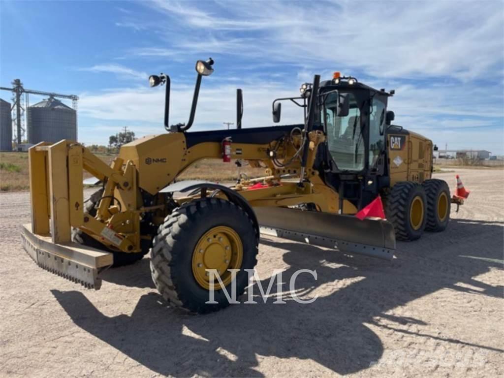 CAT 12M3AWD Грейдеры
