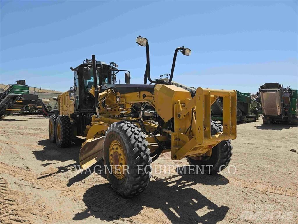 CAT 12M3AWD Грейдеры