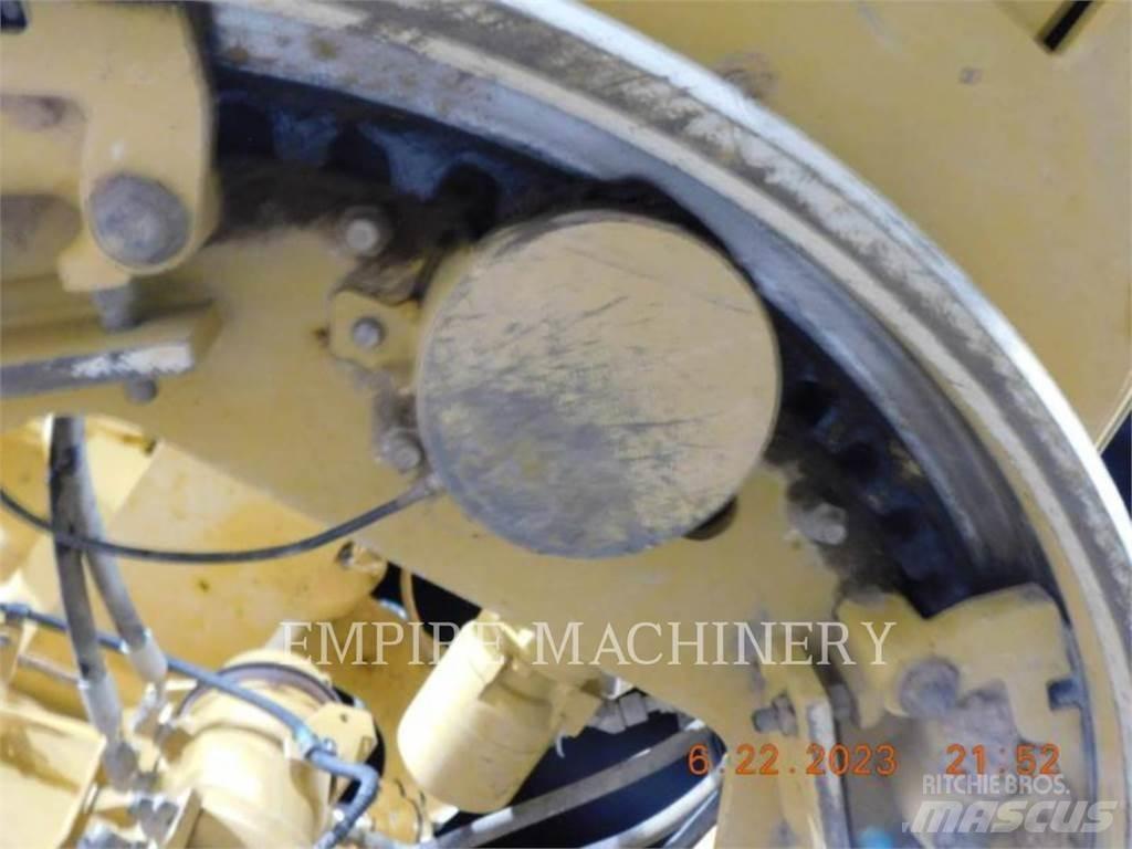 CAT 12M3AWD TR Грейдеры