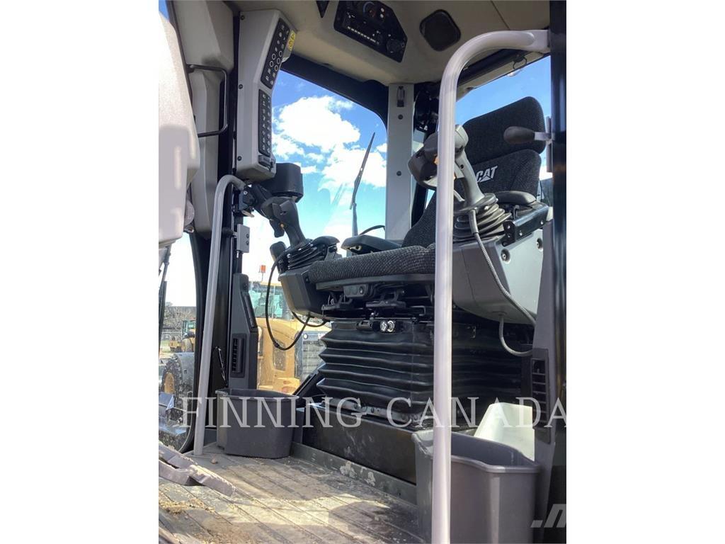 CAT 14-15 Грейдеры