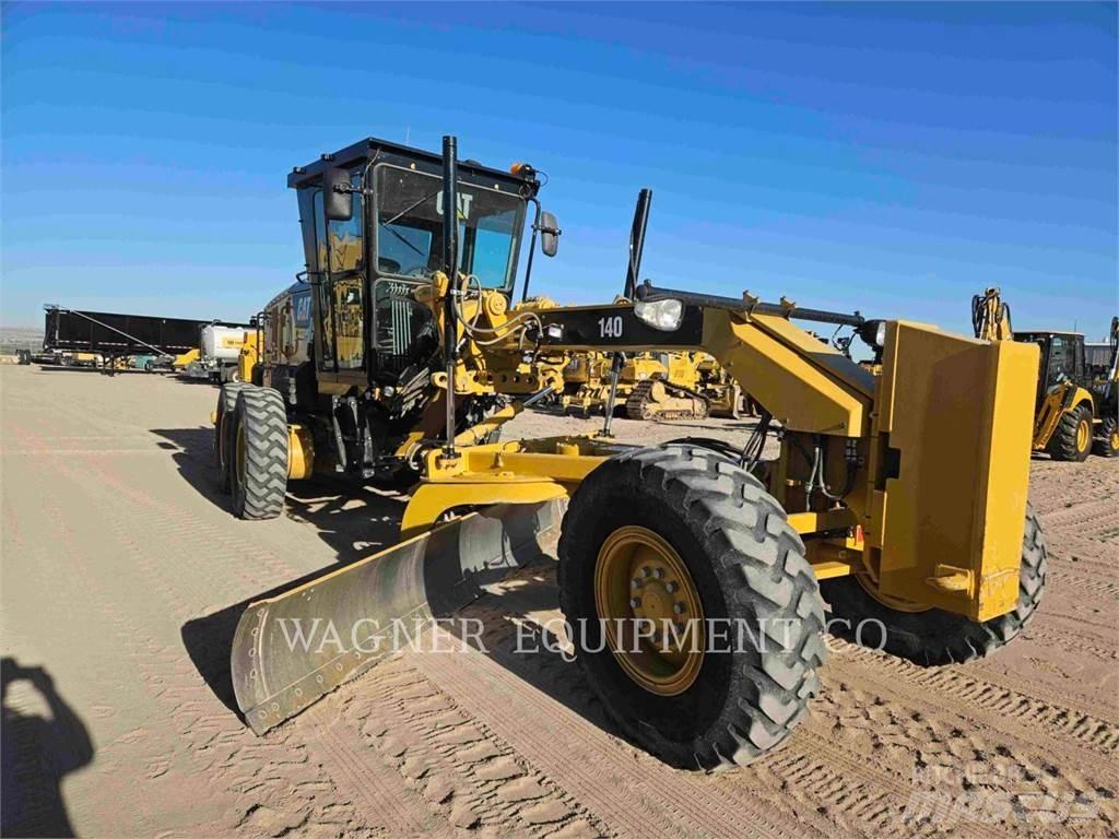 CAT 140 Грейдеры