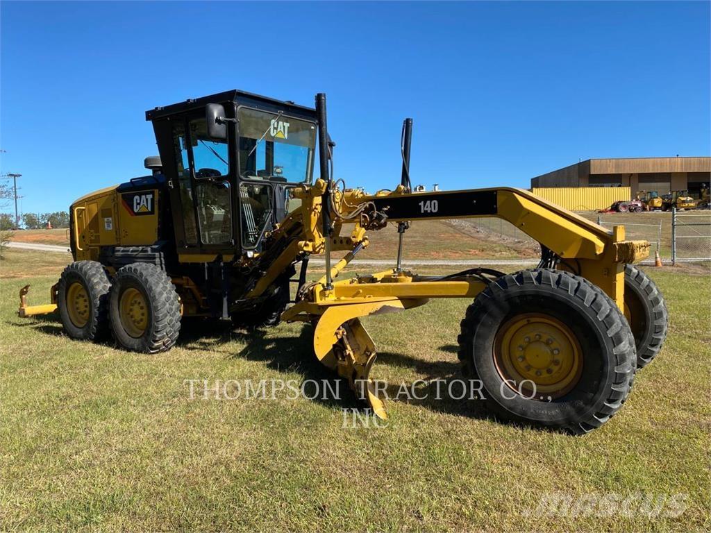 CAT 140 Грейдеры