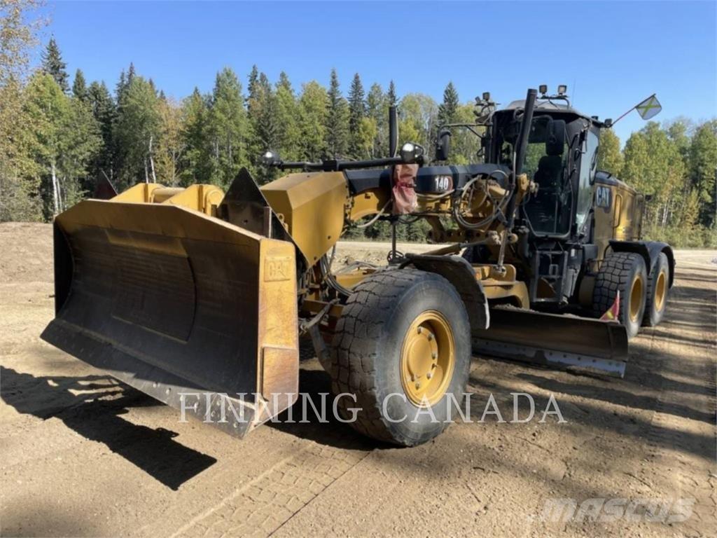 CAT 140-15 AWD Грейдеры