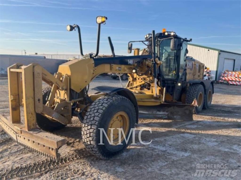 CAT 140-15AWD Грейдеры