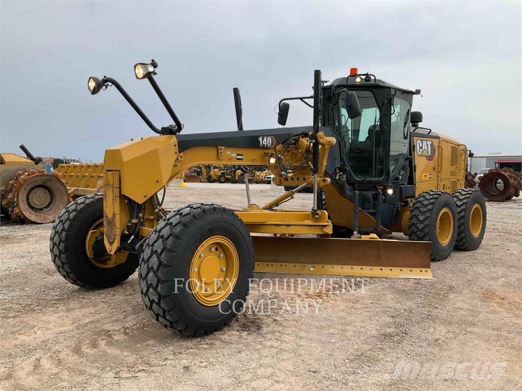 CAT 140-15AWJ Грейдеры