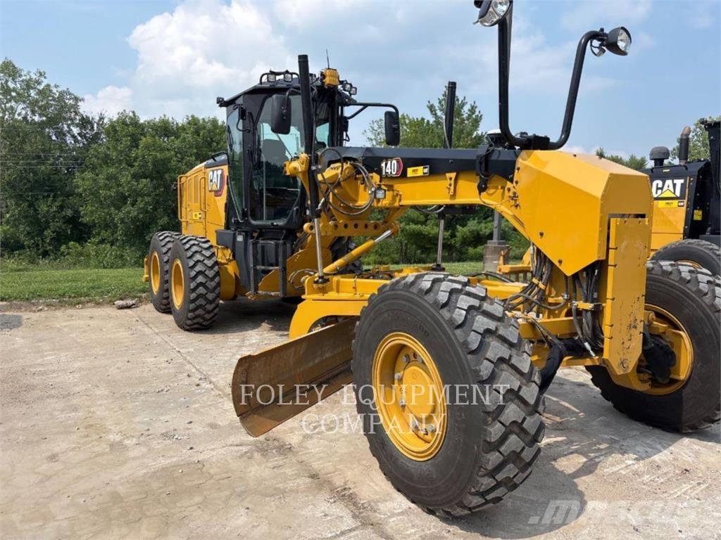 CAT 140-15AWJI Грейдеры