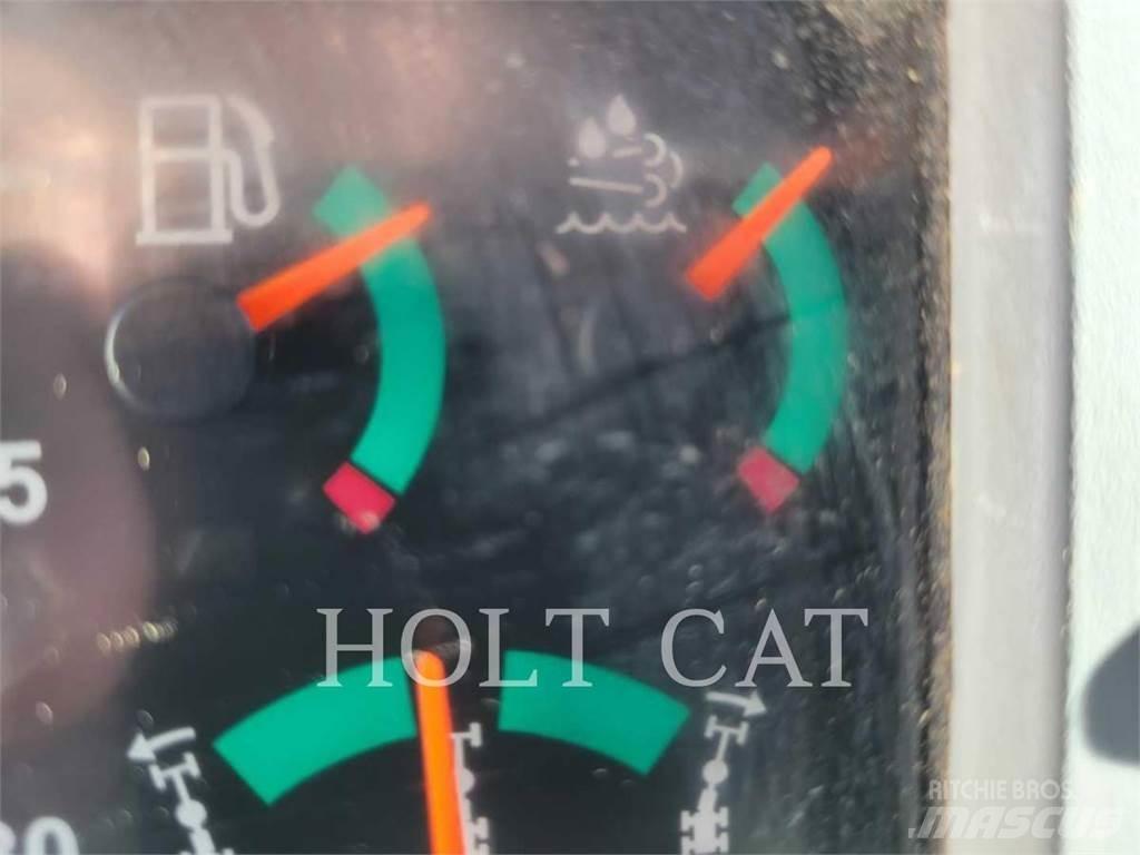 CAT 140 AWD Грейдеры