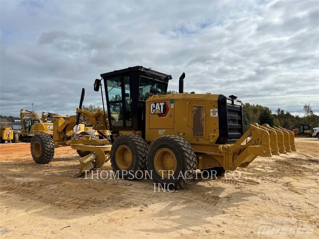 CAT 140 GC Грейдеры