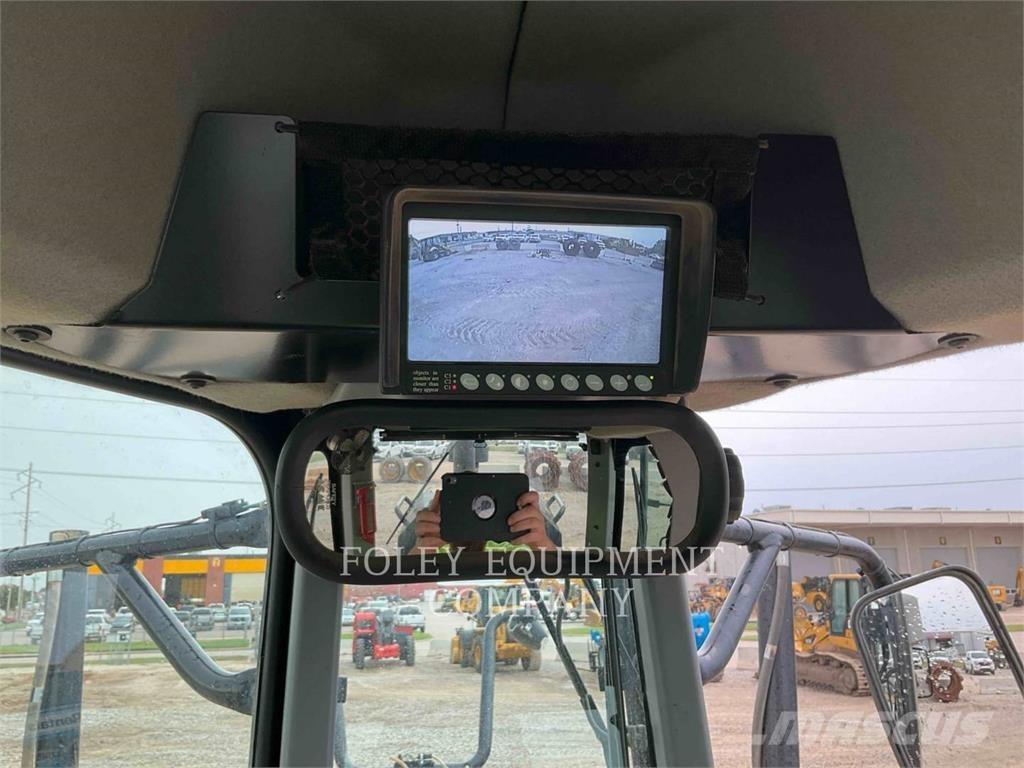 CAT 14015AWD Грейдеры