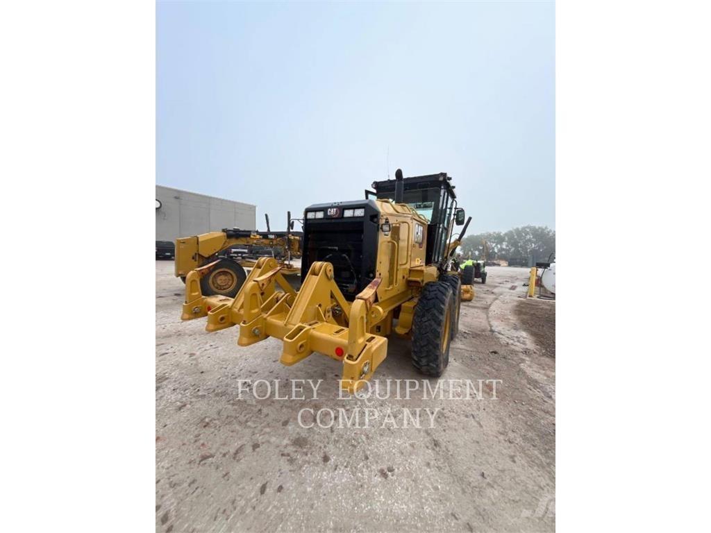 CAT 140GC-01AW Грейдеры