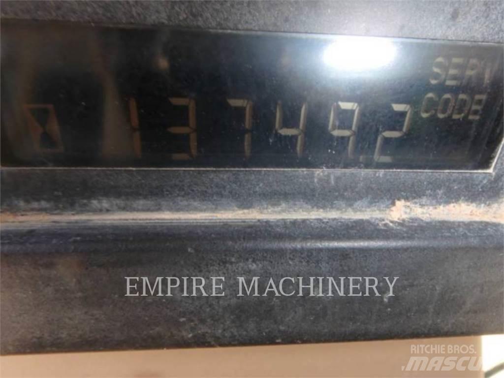CAT 140H Грейдеры