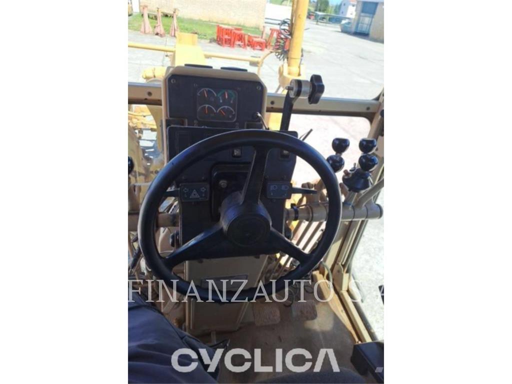 CAT 140H Грейдеры