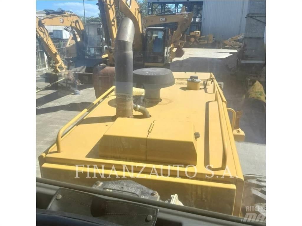 CAT 140K Грейдеры