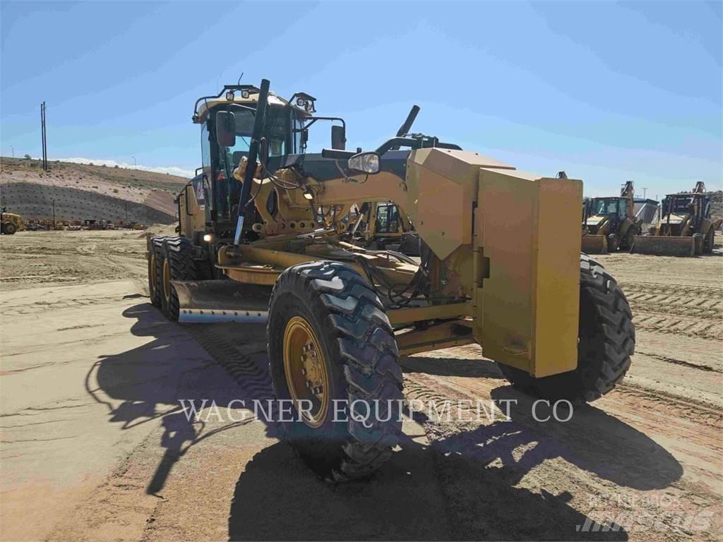 CAT 140M Грейдеры