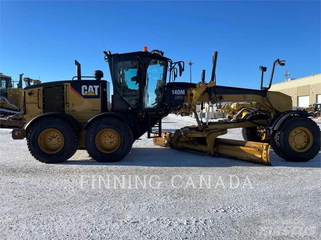 CAT 140M Грейдеры