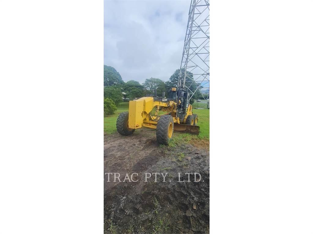 CAT 140M Грейдеры