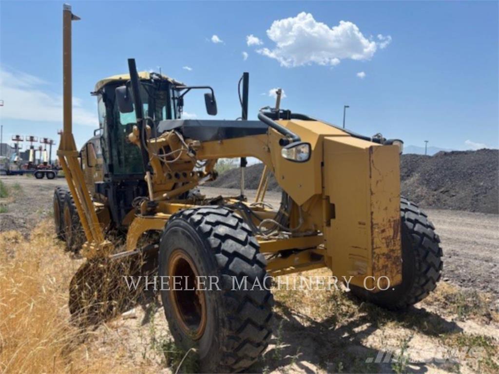 CAT 140M Грейдеры