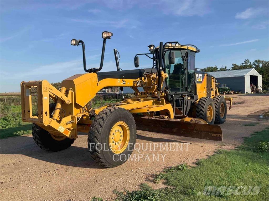 CAT 140M Грейдеры