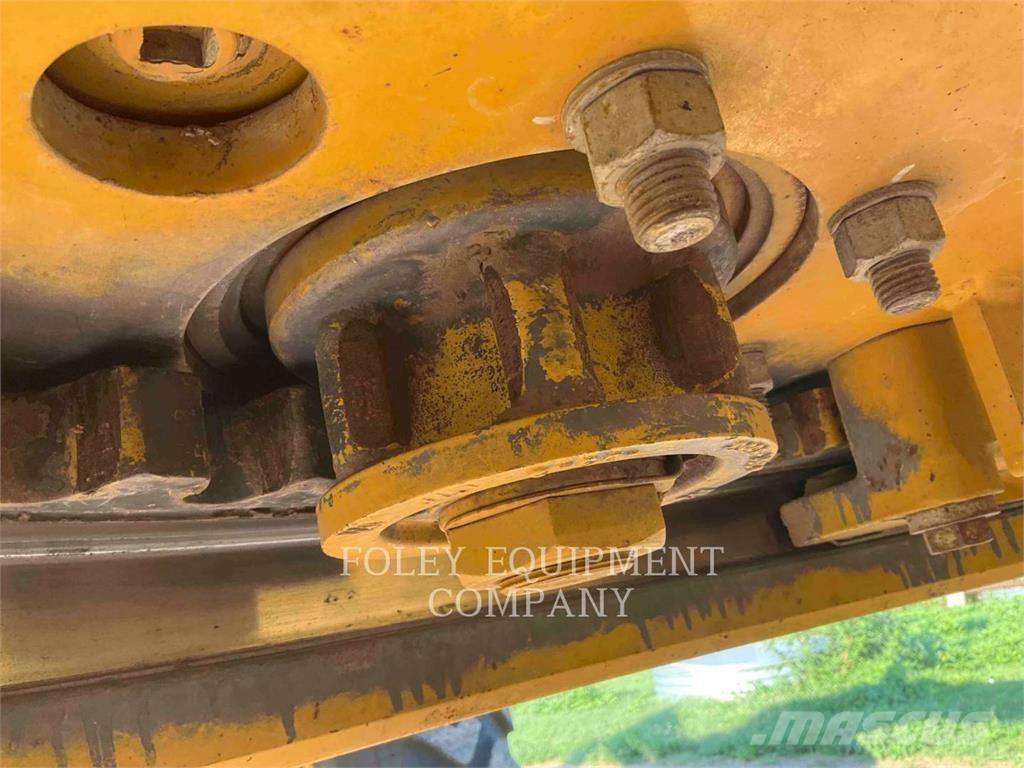 CAT 140M Грейдеры