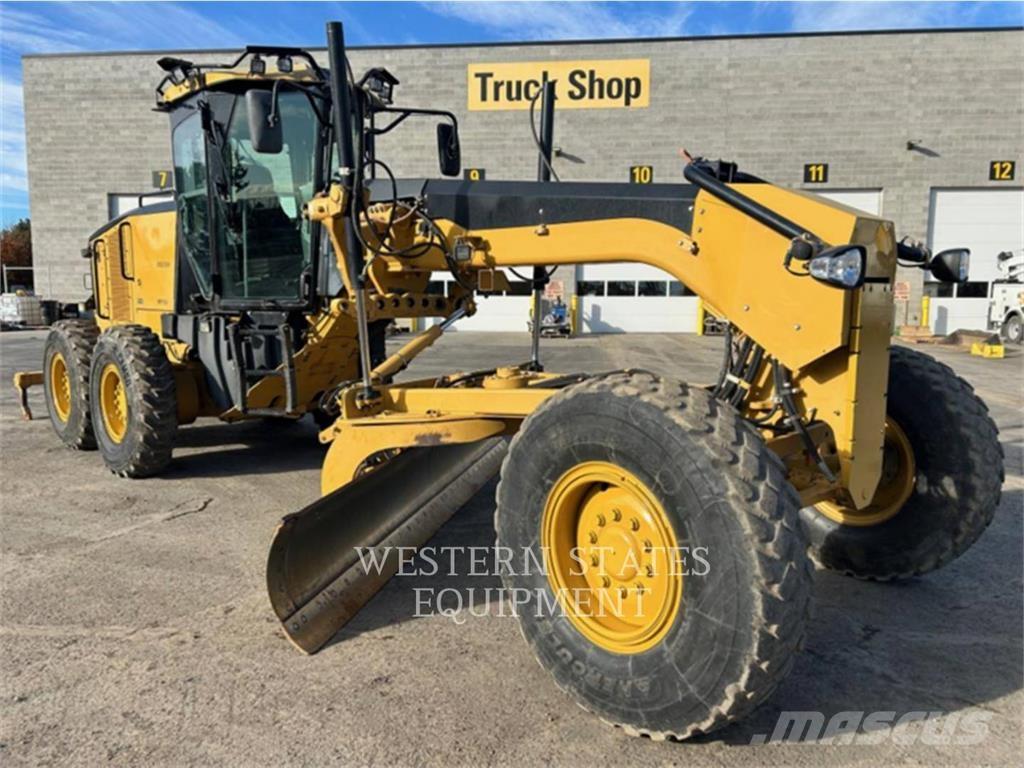 CAT 140M Грейдеры