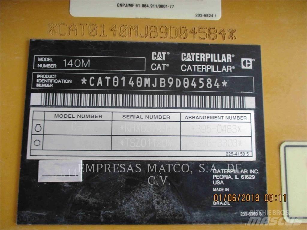 CAT 140M Грейдеры
