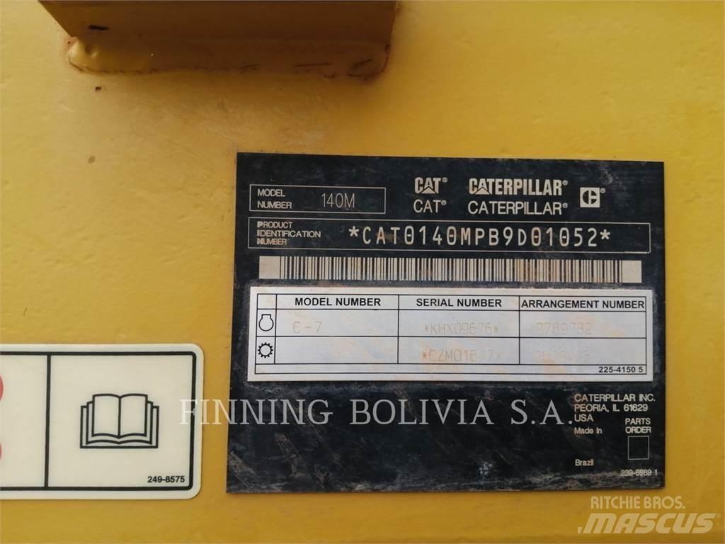 CAT 140M Грейдеры