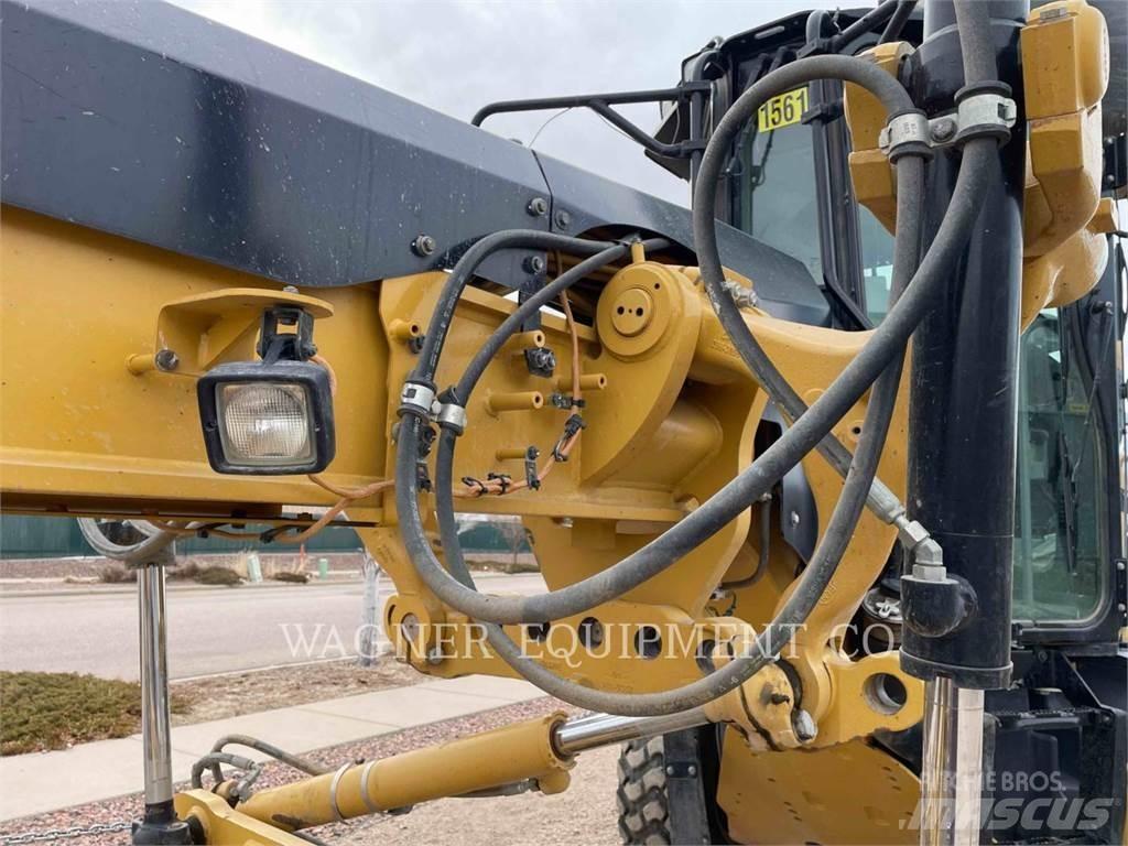 CAT 140M2 Грейдеры