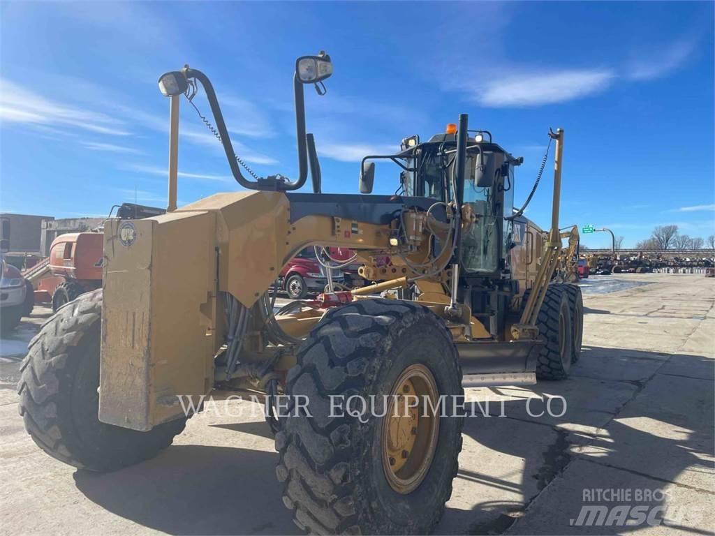 CAT 140M2 AWD Грейдеры