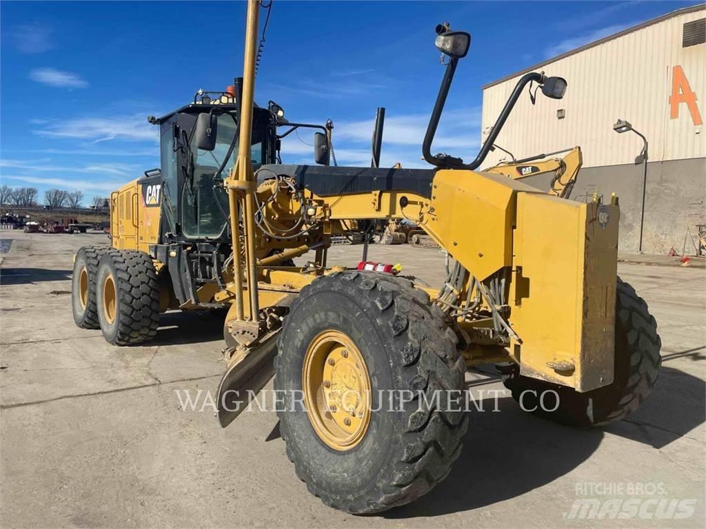 CAT 140M2 AWD Грейдеры